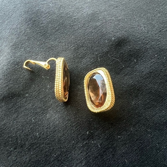 Sarah Coventry Golden Embers Necklace, Earrings, and Bracelet - Picture 3 of 4